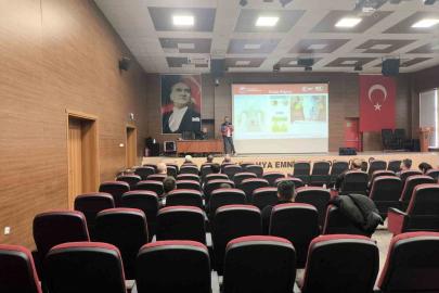 Kütahya emniyet personeline hayvan sevkleri ve yol kontrolleri eğitimi