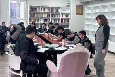 Kütahya Şehit Selim Cansız AİHL’de öğrenci, yazar buluşması