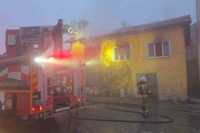 Kütahya’da ahşap evde çıkan yangında 85 yaşındaki kadın hayatını kaybetti