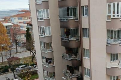 Kütahya’daki yangında ağır yaralanan kadın hayatını kaybetti