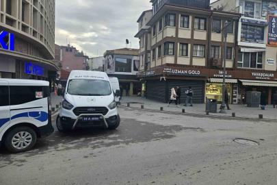 Kuyumcuya silahlı saldırı