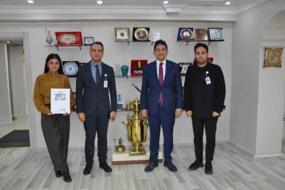 LÖSEV’den ETB Başkanı Hakan Oral’a anlamlı ziyaret