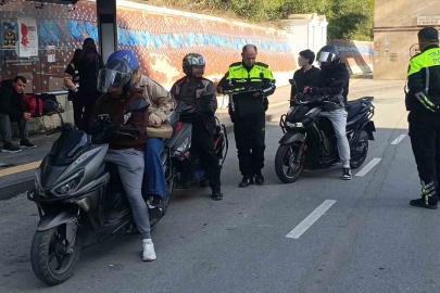 Manavgat’ta motosikletlilerin kask ve eldiven kullanım oranı yüzde 90