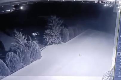 Mardin’de kontrolden çıkan tır bariyerlere çarptı: Kaza anı kamerada