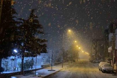 Mardin’de mevsimin ilk karı yağdı