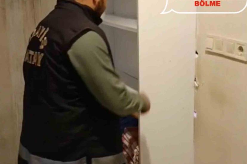 Masaj salonunda fuhşa sürüklenen 9 yabancı uyruklu kadın gizli bölmeden çıktı