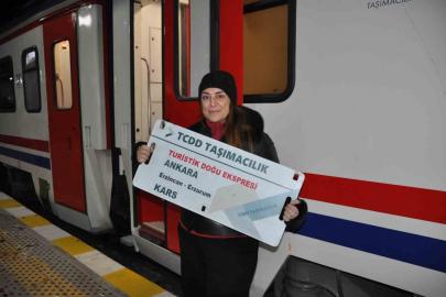 Masalsı yolculuğun son durağı: Turistik Doğu Ekspresi Kars’ta coşkuyla karşılandı