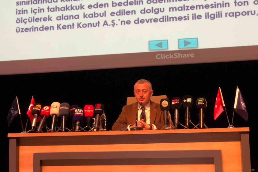 Mecliste gerginlik sürerken CHP’li meclis üyesinin attığı mesaj ortaya çıktı