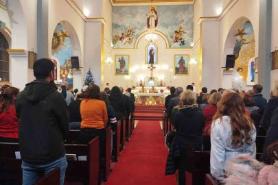 Mersin’de Rum Ortodoks Kilisesi’nde Noel ayini düzenlendi