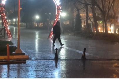 Meteoroloji uyardı, Tekirdağ’da kuvvetli yağış etkili oldu