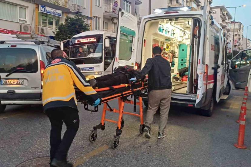 Motosikletle otomobil çarpıştı: 1 yaralı