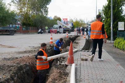 MUSKİ Köyceğiz merkezindeki içme suyu hatlarını yeniliyor