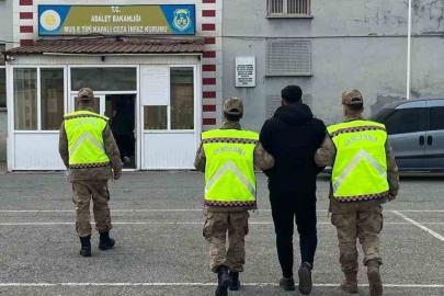 Muş’ta dolandırıcılık suçundan aranan şahıs yakalandı