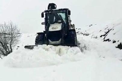 Muş’ta kar ve tipi nedeniyle kapanan 26 yerleşim yeri ulaşıma açıldı