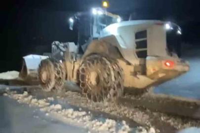 Muş’ta kar yağışı 250 köy yolunu ulaşıma kapattı