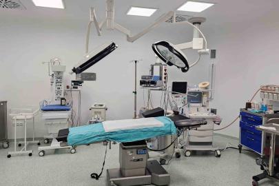 Niğde Ömer Halisdemir Hastanesi’nde ameliyathaneler yeni alanda hizmete başladı