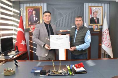 Niğde Süt Üreticileri Birliği’ne 1. Derece Tarımsal Örgüt belgesi