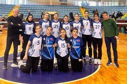 Oltu Anadolu Lisesi voleybolda finalde