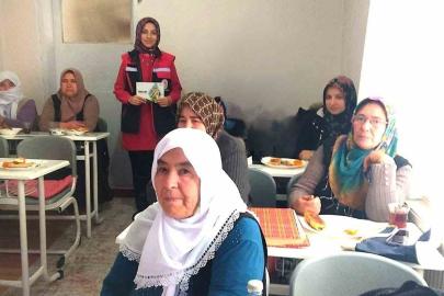 Otuza yakın kadına çiftçi eğitimi verildi