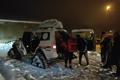 Paletli Ambulans nefes darlığı çeken öğretmen için dağları aştı