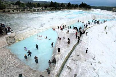Pamukkale 2026’yı dolu dolu karşılıyor