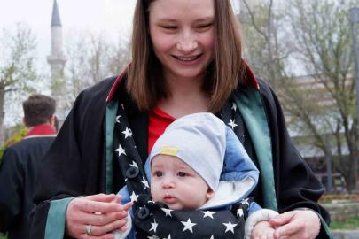 Pencereden düşen avukat kaldırıldığı hastanede kurtarılamadı