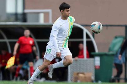 Performansıyla göz dolduruyor