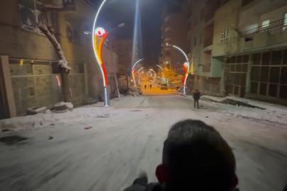 Pervari’de vatandaşlar kar yağışının tadını kayarak çıkardı