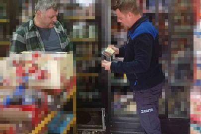 Pınarhisar’da zabıta ekiplerinden marketlere sıkı denetim