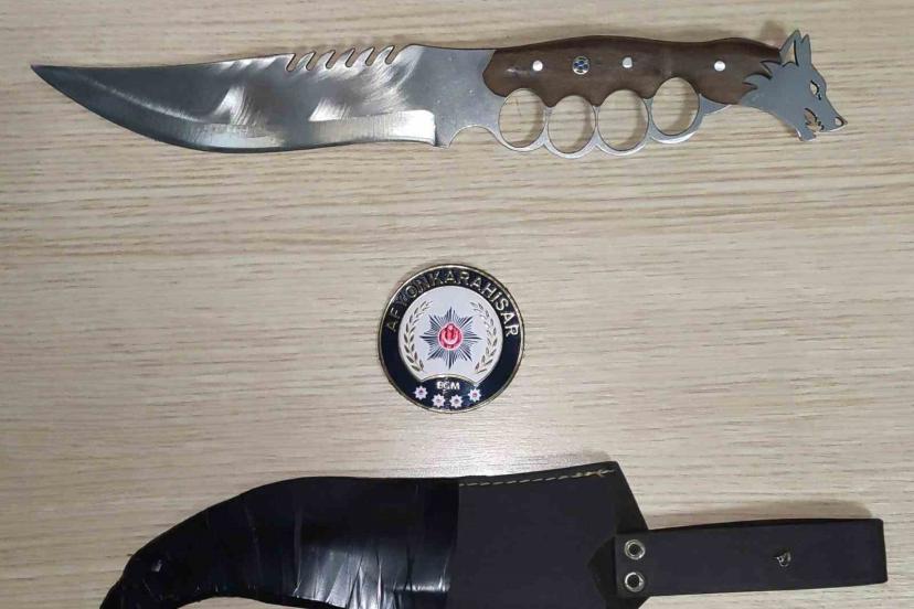 Polis bir haftada aranması olan 28 kişiyi yakaladı