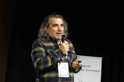 Prof. Dr. Lokman Aslan: "Afet yönetimi veteriner hekimsiz olmaz"