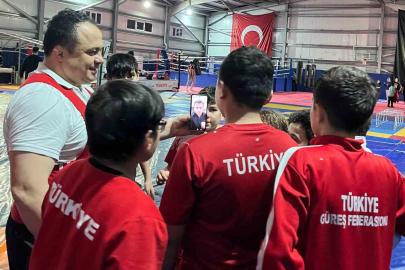 Rıza Kayaalp’ten Vezirköprülü güreşçilere moral