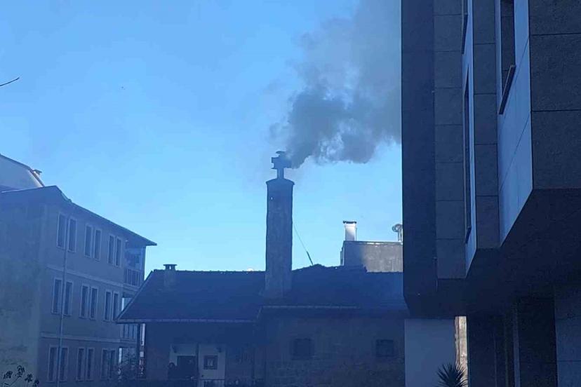 Rize’de baca yangını paniğe neden oldu