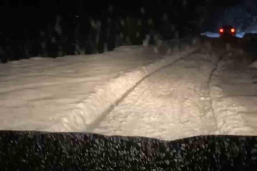 Rize’nin yüksek kesimlerinde yoğun kar yağışı etkili oldu