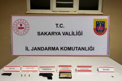 Sakarya’da jandarmadan uyuşturucuya geçit yok: 2 şahıs tutuklandı