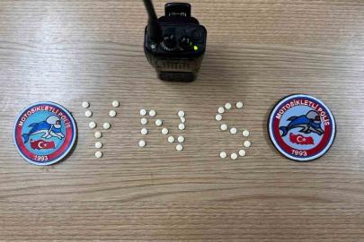 Samandağ’da uyuşturucu hapla yakalanan ehliyetsiz sürücüye 37 bin TL ceza