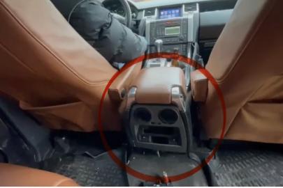 Samsun’da araçtaki elektronik zuladan uyuşturucu ve silah çıktı