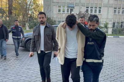 Samsun’da genç kızın 4’üncü kattan atlayıp ölmesiyle ilgili 4 kişi adliyeye sevk edildi