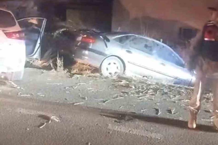 Şanlıurfa’da iki otomobil kafa kafaya çarpıştı: 1 ölü, 9 yaralı