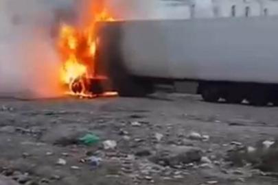 Şanlıurfa’da korku dolu tır yangını