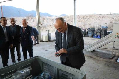 Sarıcakaya zeytinle ön plana çıkıyor