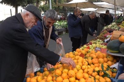 Semt pazarlarında kış yoğunluğu