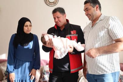 Sevinç ailesi bir kız çocuğuna daha koruyucu aile oldu