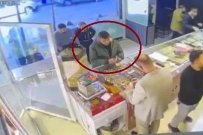 Siirt’te öldürülen kadının çalınan altınlarının kuyumcuda bozulduğu anlar kameraya yansıdı