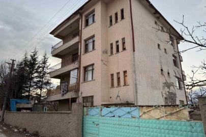 Silahla ateş edip yangın çıkardı