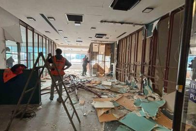 Şişli’de kaçak yapılar tek tek yıkılıyor