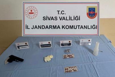 Sivas’ta jandarma, uyuşturucu ticaretine geçit vermedi