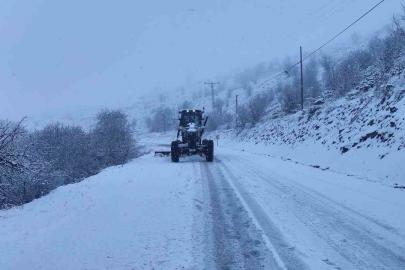 Sivas’ta kar etkili oldu, 136 yerleşim yerinin yolu kapandı
