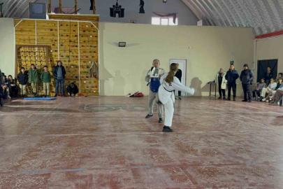 Sofular Ortaokulunda tekvando rüzgarı