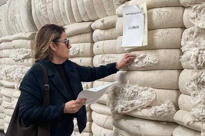 Söke’den yurt dışına gidecek ham pamuklar denetlendi